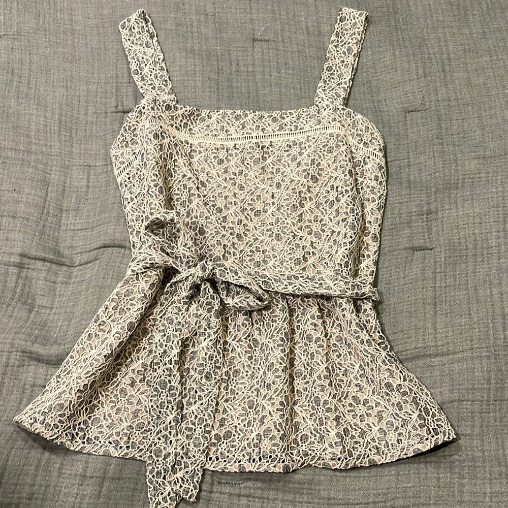 NWOT Banana Republic Peplum Sleeveless Top